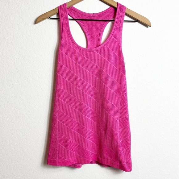 LULULEMON ATHLETICA PINK SWIFTLY RACERBACK WOMEN SIZE 6 WORKOUT TANK - Picture 1 of 6